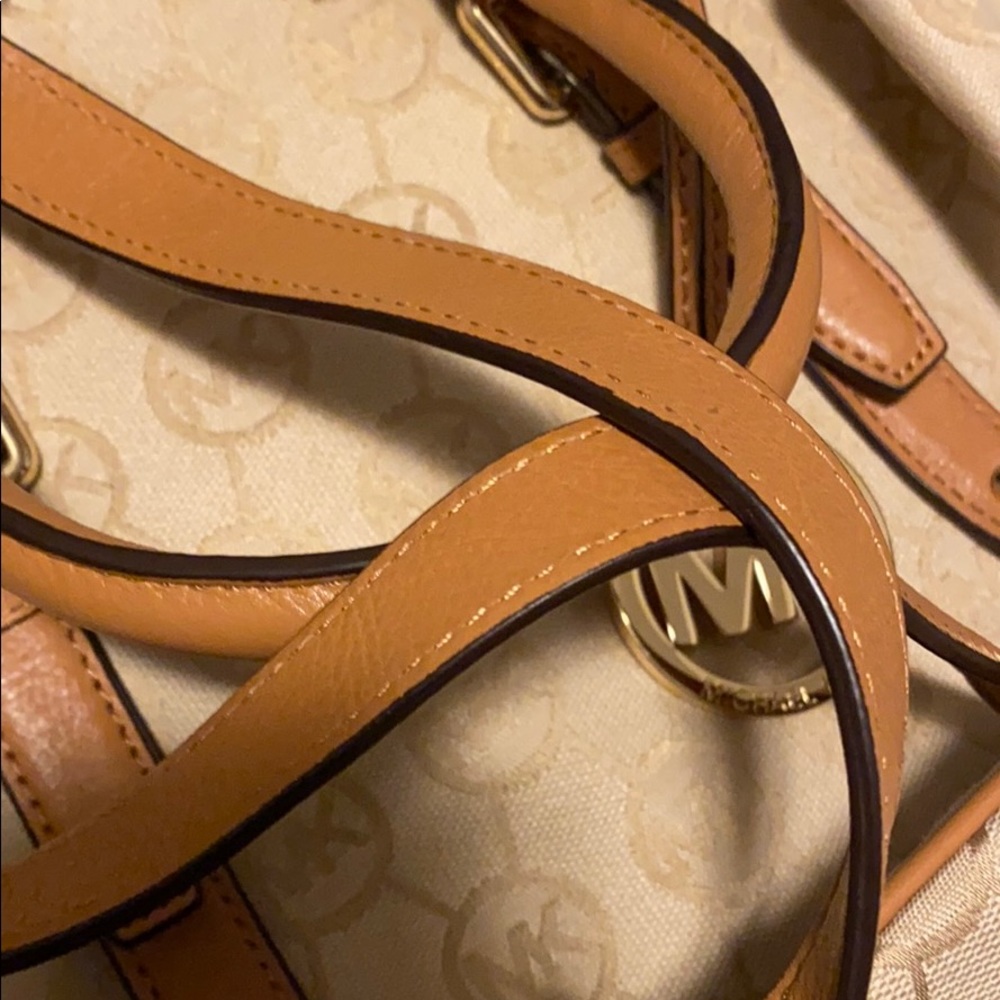 - Michael Kors Bedford Monogram Jacquard  Satchel M - Picture 8 of 8